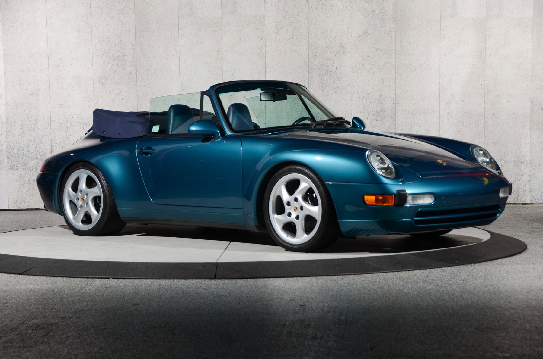 Porsche 993 Carrera 1996 - elferspot.com - Marketplace for Porsche
