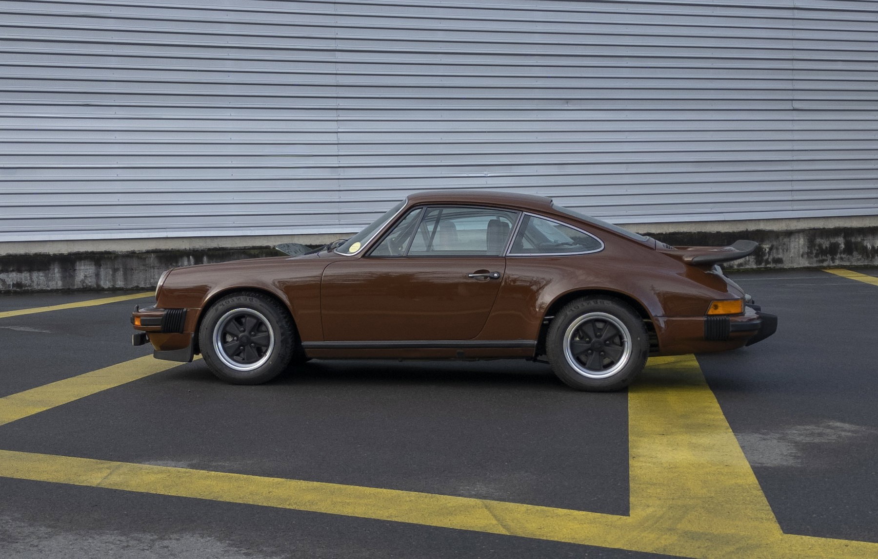Porsche 911 Carrera 3.0 1976 - elferspot.com - Marketplace for