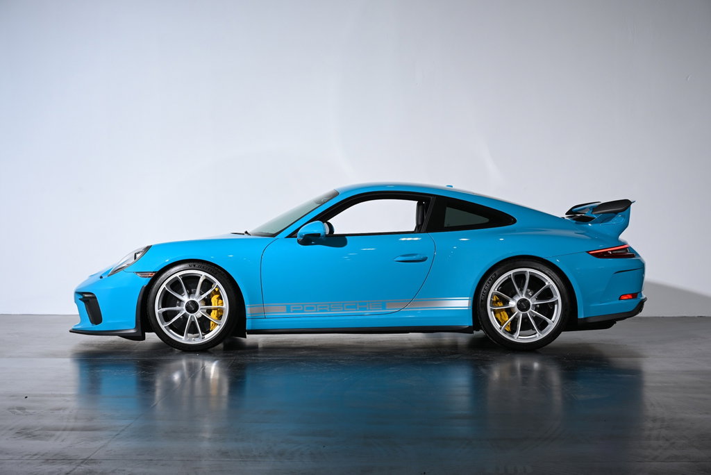 PORSCHE ポルシェ911 GT3 (991後期モデル)カタログ 991.2 Porsche 991.2 GT3 2018 - elferspot.com - Marketplace for Porsche